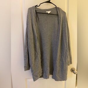Grey cardigan